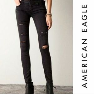 Deals for American Eagle Black Ripped 